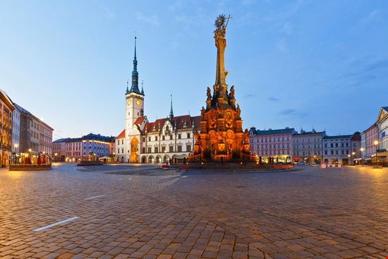 Colonna della Santissima Trinità Colonna della Santissima Trinità Milan Gonda - Shutterstock.com 