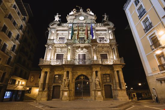 Pamplona Pamplona Javitouh - Shutterstock.com 