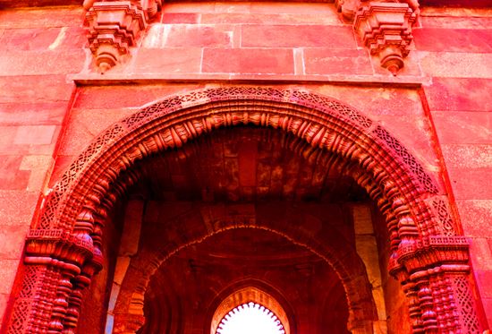 Qutb Minar Qutb Minar C h a n c h a l - Shutterstock.com 