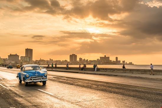 L'Avana Malecón Kamira / Shutterstock.com 