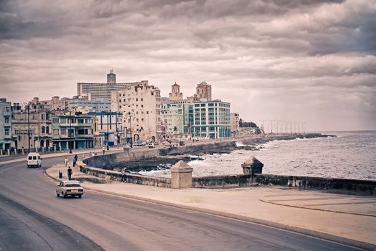 L'Avana Malecón Shutterstock.com 