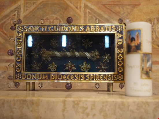 Abbazia di Pomposa Un capolavoro di architettura monastica Gaia Conventi / Shutterstock.com 