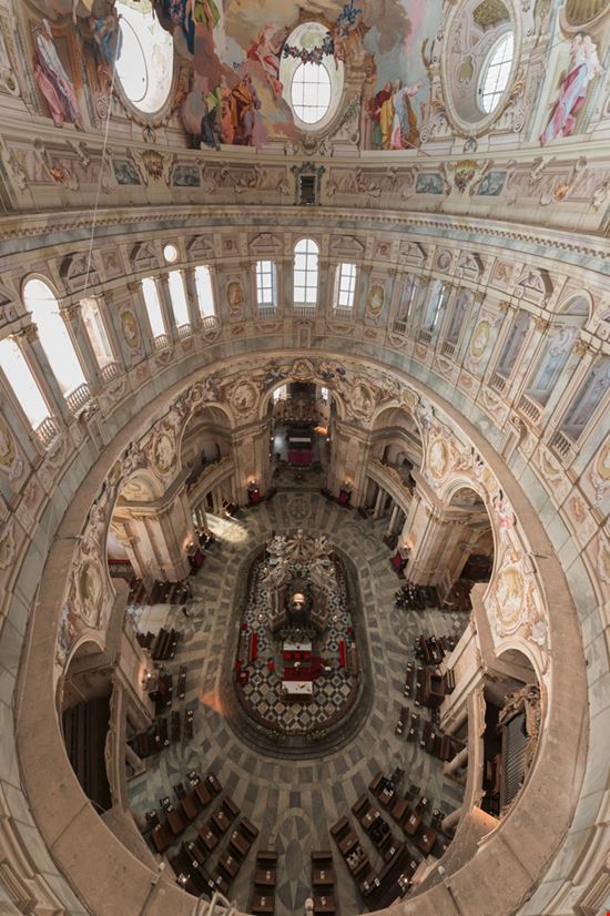 Vicoforte Santuario Shutterstock.com 