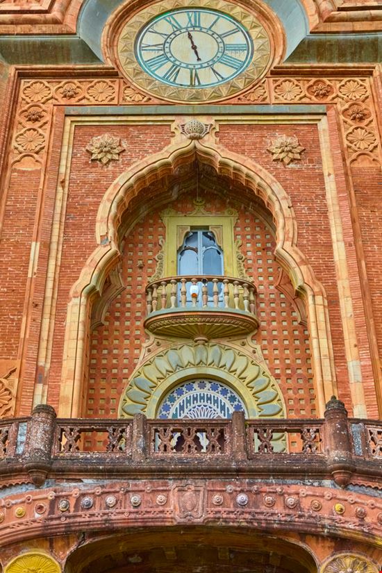 Reggello Castello di Sammezzano Shutterstock.com 