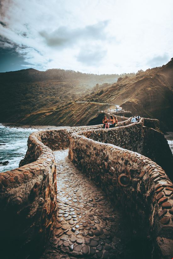 Bermeo San Juan de Gaztelugatxe Wirestock Creators / Shutterstock.com 