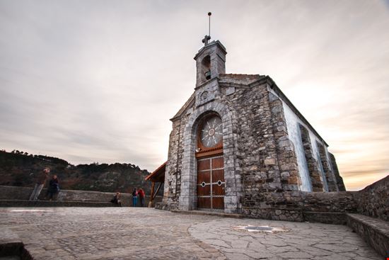 Bermeo San Juan de Gaztelugatxe Sergio Rojo / Shutterstock.com 