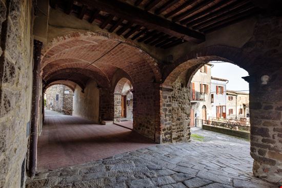 Montecatini Val di Cecina Montecatini Val di Cecina robertonencini - Shutterstock.com 