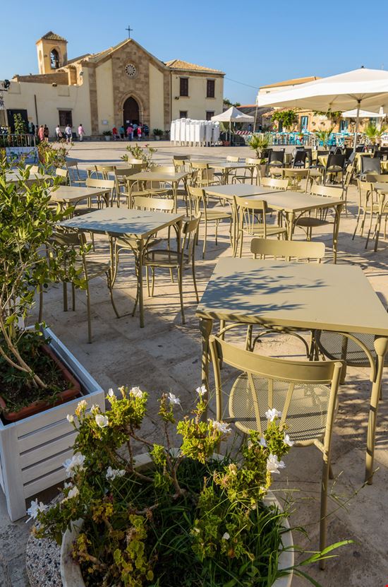 Piazza Regina Margherita Piazza Regina Margherita Roberto La Rosa - Shutterstock.com 