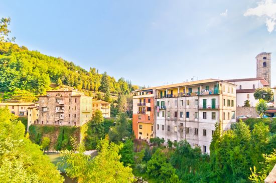 Castelnuovo di Garfagnana Castelnuovo di Garfagnana Eddy Galeotti / Shutterstock.com 