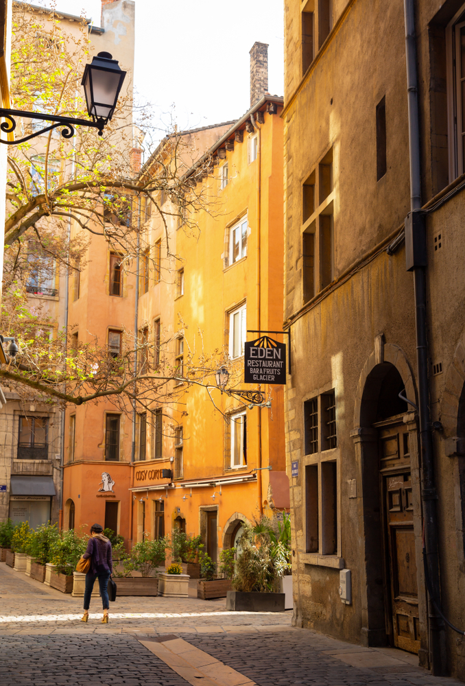 Lione