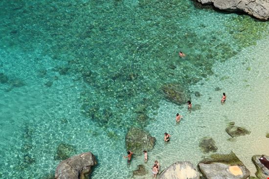 Santa Cesarea Terme Porto Miggiano Lucamato / Shutterstock.com 