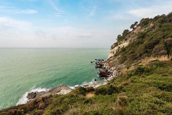 Spiaggia Punta Bianca Spiaggia Punta Bianca Alberto Masnovo - Shutterstock.com 