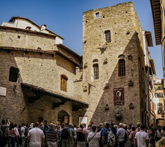 Firenze Casa di Dante REDMASON / Shutterstock.com 