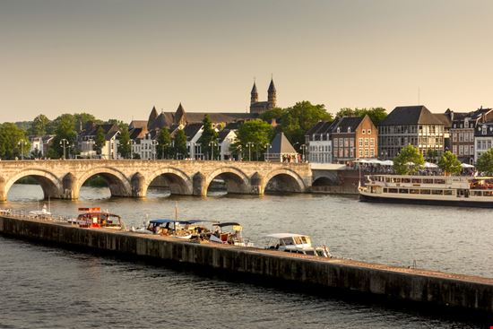 Maastricht Maastricht Kanuman - Shutterstock.com 