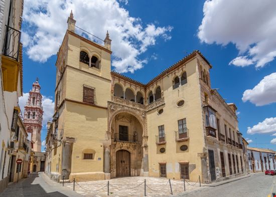 Écija Écija Dolores Giraldez Alonso / Shutterstock.com 