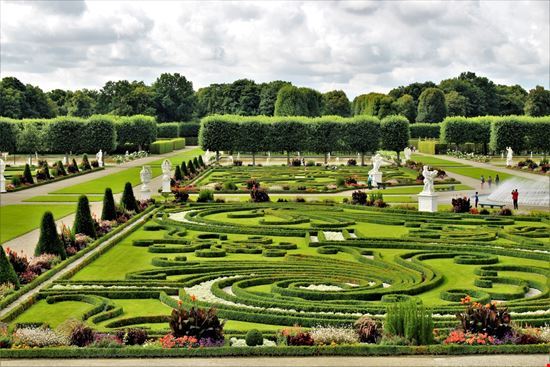 Giardini Reali di Herrenhausen Giardini Reali di Herrenhausen Ulf Wittrock / Shutterstock.com 
