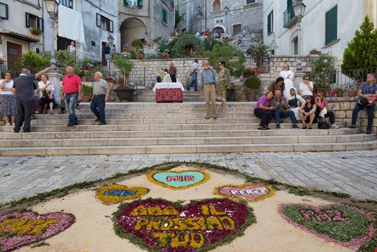 Infiorata Infiorata Francesca Sciarra / Shutterstock.com 
