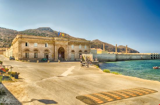 Tonnara di Favignana Tonnara di Favignana Marco Rubino / Shutterstock.com 