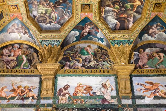 Palazzo Te Palazzo Te vvoe / Shutterstock.com 