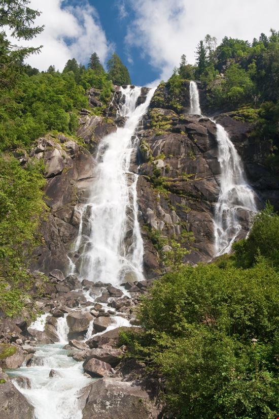 Cascata di Nardis Cascata di Nardis Antonio S - Shutterstock.com 