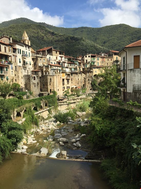 Rocchetta Nervina Rocchetta Nervina Vivian Looij - Shutterstock.com 