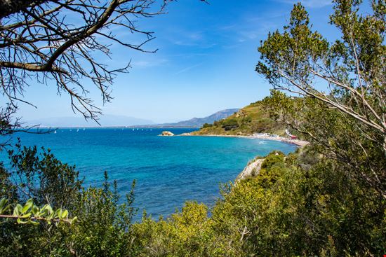 Baia di Trentova Baia di Trentova Giuma - Shutterstock.com 