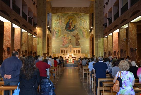 Santuario di Padre Pio Il santuario di San Giovanni Rotondo czech wanderer / Shutterstock.com 
