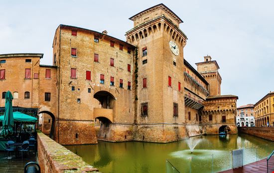 Ferrara Castello Estense BestPhotoStudio - Shutterstock.com 
