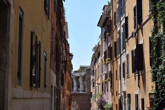 Roma Rione Monti Quinta - Shutterstock.com 
