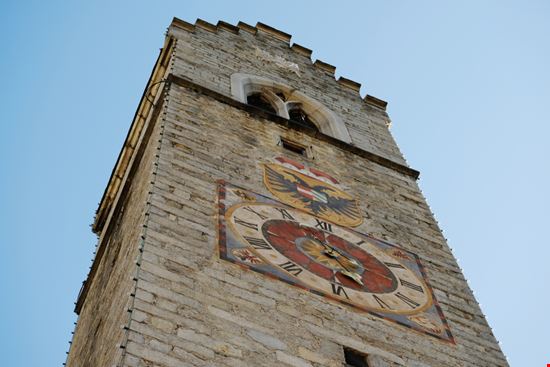 Vipiteno Torre Civica REDB4 / Shutterstock.com 