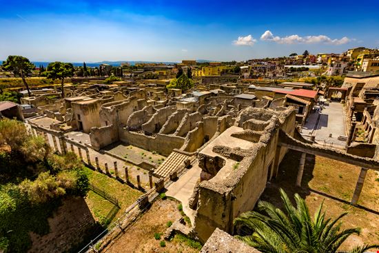 Ercolano Gli scavi WitR - Shutterstock.com 