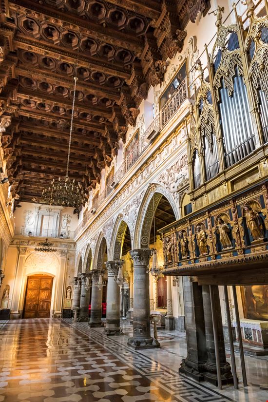 Duomo di Enna Duomo di Enna katatonia82 - Istockphoto.com 