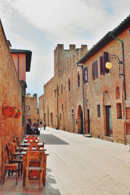 Certaldo Certaldo Alto Simona Bottone / Shutterstock.com 