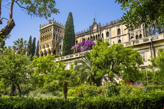 Isola del Garda visita alla splendida proprietà privata sul Lago WeronikaH / Shutterstock.com 
