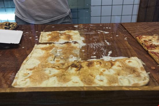 Focaccia di Recco Focaccia di Recco Andrea Izzotti - Shutterstock.com 