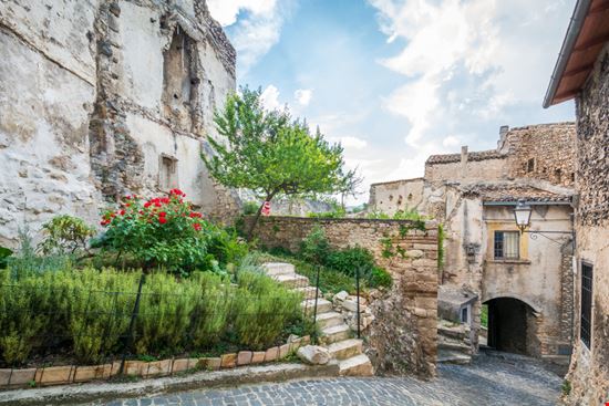 Capestrano Capestrano Stefano_Valeri - Shutterstock.com 