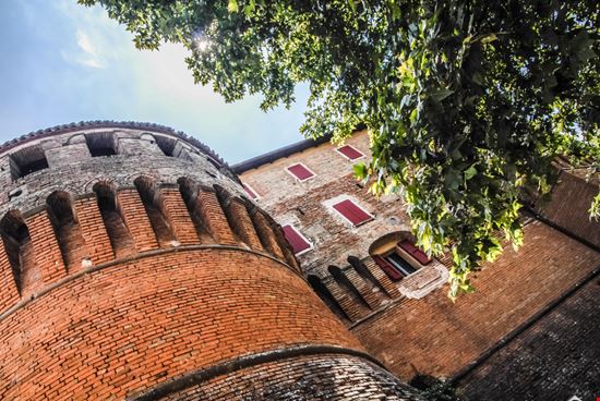Rocca Sforzesca Rocca Sforzesca FABRIZIO CONTE - Shutterstock.com 