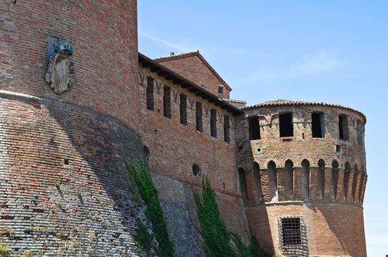 Rocca Sforzesca Rocca Sforzesca Miti74 / Shutterstock.com 