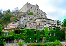 Castelvecchio di Rocca Barbena