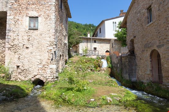 Rasiglia Rasiglia sdesa89 - Shutterstock.com 