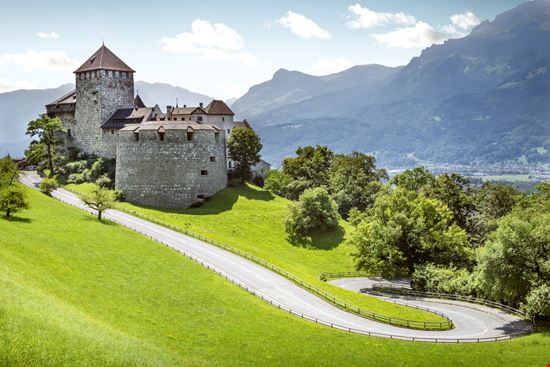 Castello di Vaduz Castello di Vaduz mikolajn - Shutterstock.com 