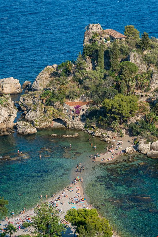 Isola Bella Isola Bella e55evu - Istockphoto.com 