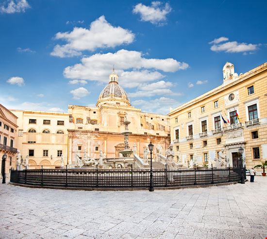 Palermo piazza pretoria Aleksandar Todorovic 