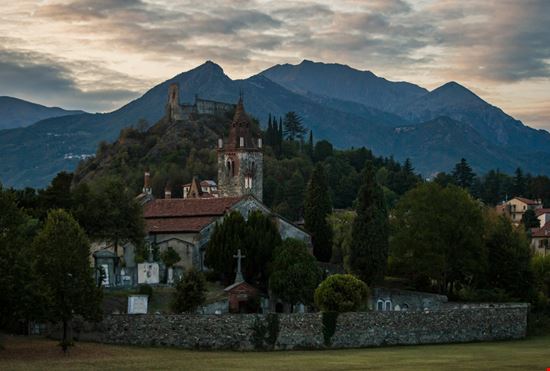 Avigliana Il borgo da vedere in Piemonte McoBra89 - Shutterstock.com 