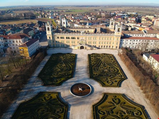 Ducal Palace of Colorno Parma D-VISIONS / Shutterstock.com 