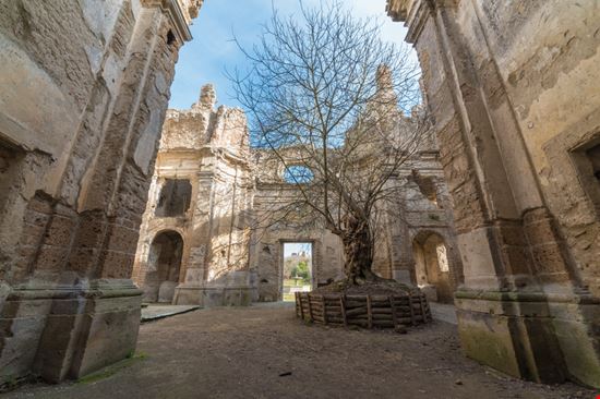Canale Monterano Il borgo fantasma ValerioMei - Shutterstock.com 