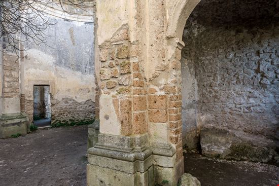 Canale Monterano Il borgo fantasma Jacopo91 - Shutterstock.com 