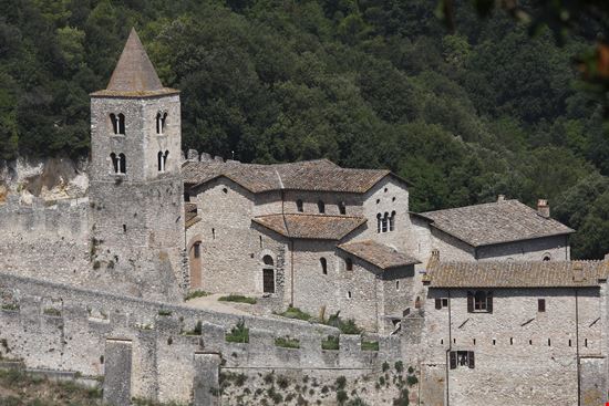 Narni Abbazia di San Cassiano stock.adobe.com 