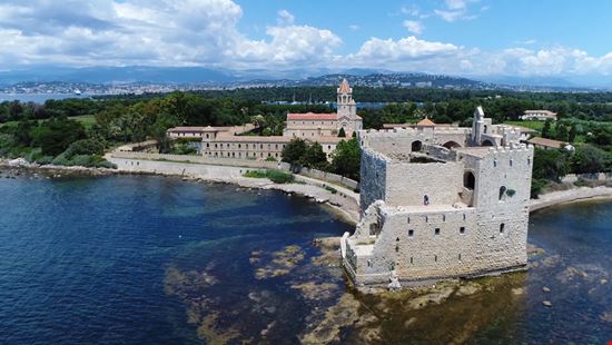 Isole de Lerins Isole de Lerins GLF Media - Shutterstock.com 