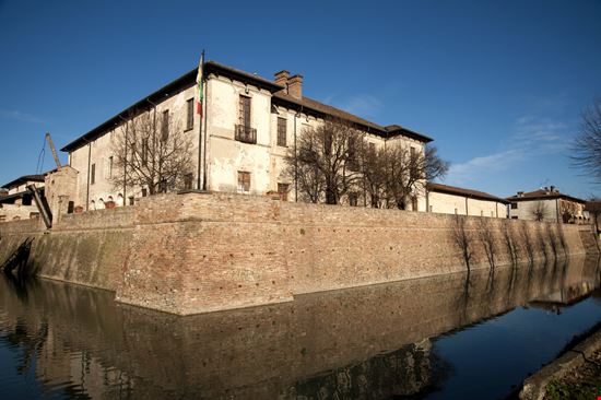 Pagazzano Castello  stock.adobe.com 